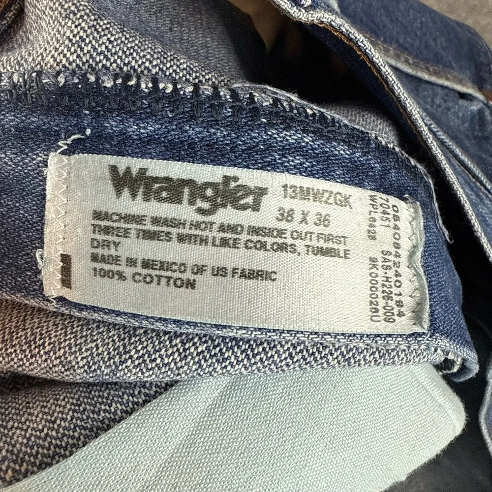 Vintage Wrangler Jeans Mens 38x37 Blue 13MWZ Cowboy Cut Western Rodeo